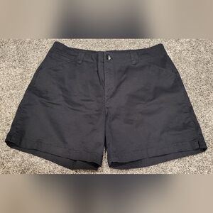 Lee Women's Black Shorts Size 16